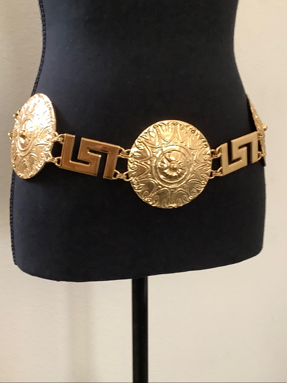 Gold Medallion Chain Waist Belt - Women Accessories